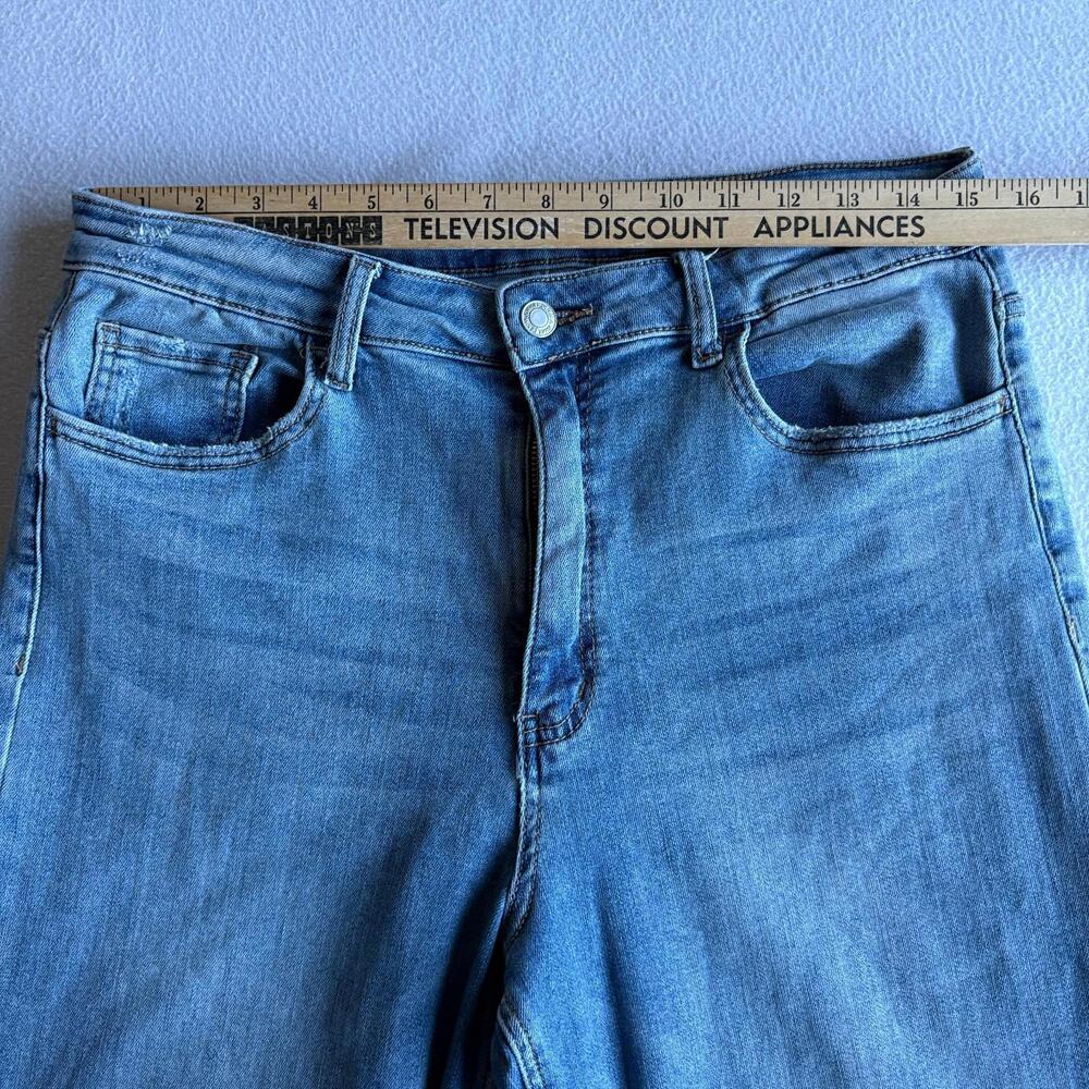Vervet Womens Straight Leg Jeans 32 Light Wash Raw Hem Stretch Denim High Rise - Picture 6 of 8
